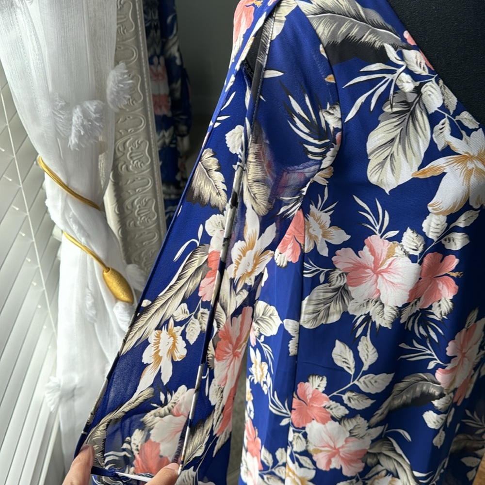 Lulu’s dress - Picture 4 of 5